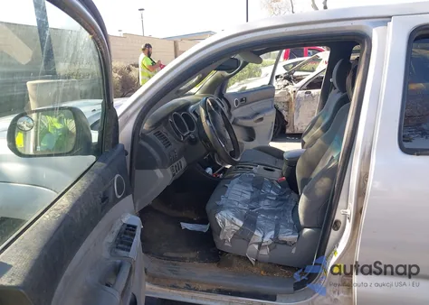 2012 Toyota Tacoma Prerunner V6 from USA, damaged, VIN 3TMJU4GN1CM130615